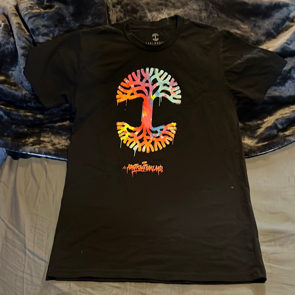 OAKLANDISH t-shirt